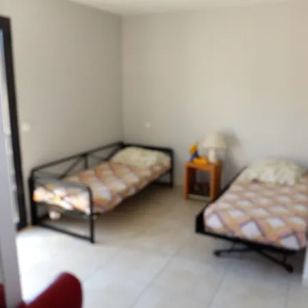 Superbe Avec Double Parking A 1 Minute De La Du Veillat דירה